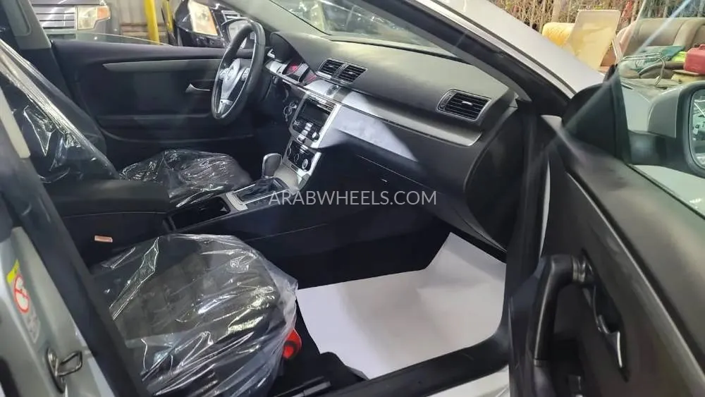 Volkswagen Passat 2011 for Sale in Ajman Image-5