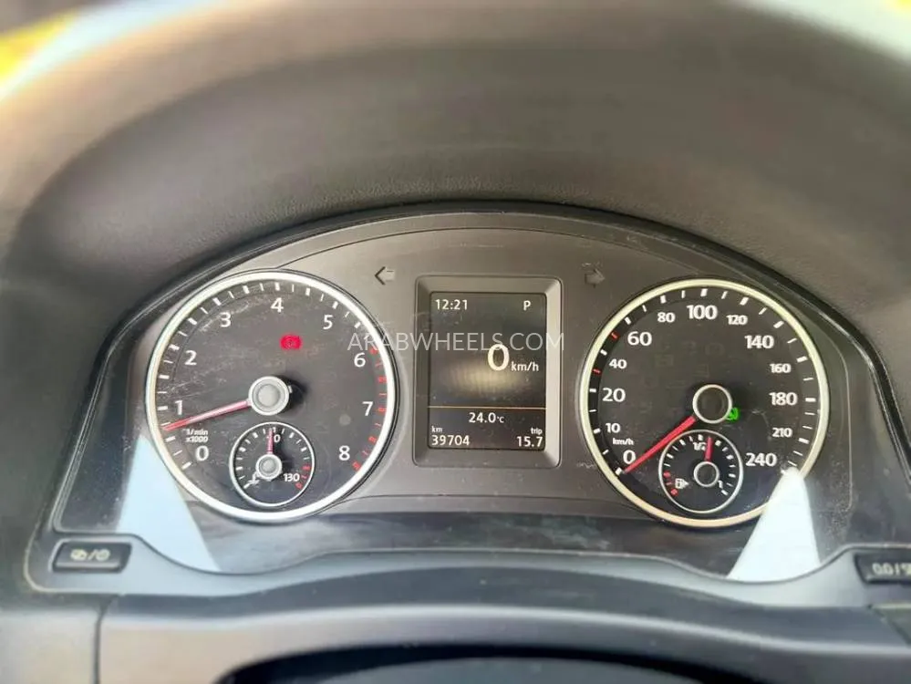 Volkswagen Tiguan 2016 for Sale in Dubai Image-9