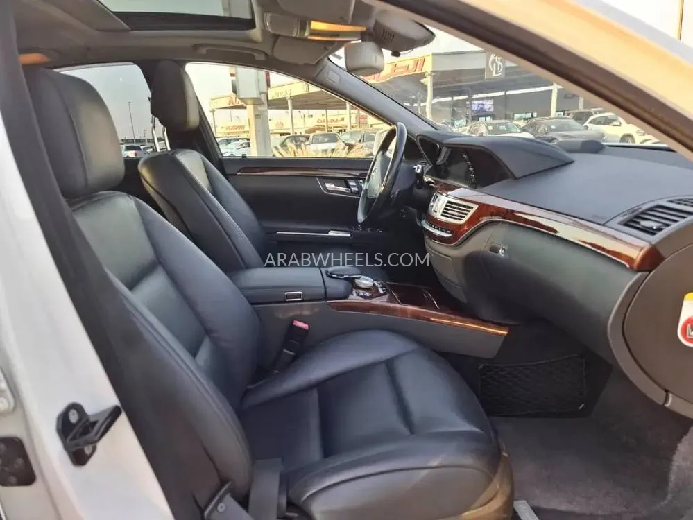 مرسيدس بنز CLS Class 2010 for Sale in دبي Image-6