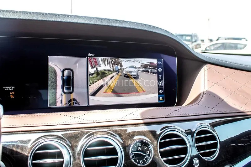 مرسيدس بنز CLS Class 2019 for Sale in دبي Image-7