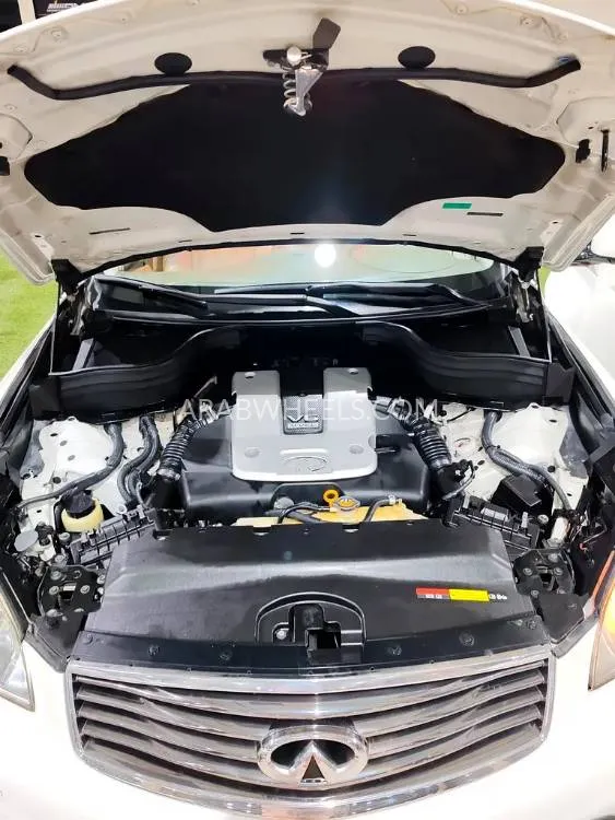 Infiniti QX50 2015 for Sale in Umm Al Quwain Image-2