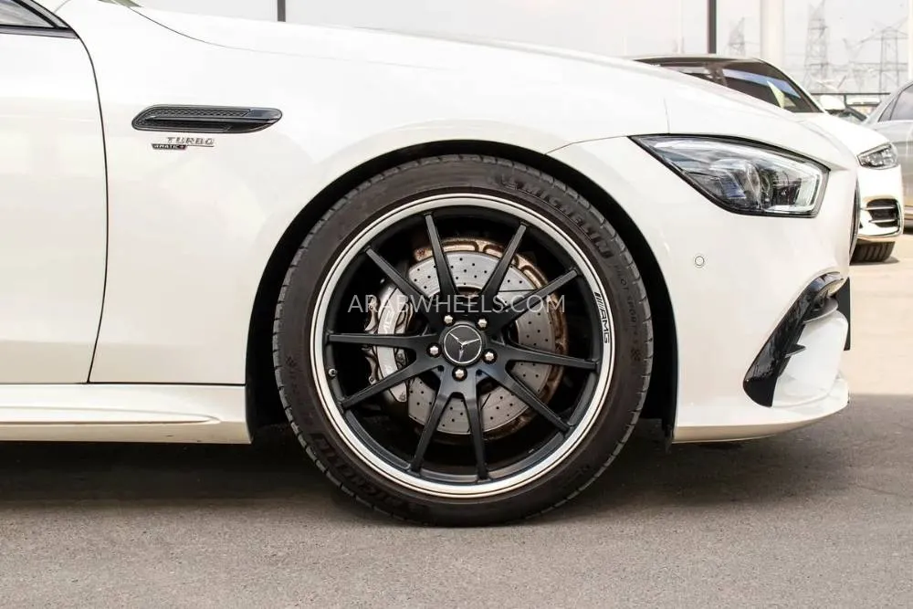 Mercedes Benz AMG GT 2021 for Sale in Dubai Image-3