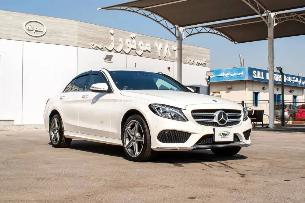 Mercedes Benz C Class 2016 for Sale in Dubai Image-7