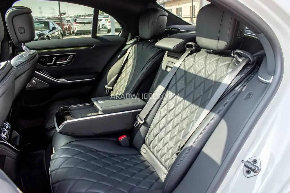 Mercedes Benz CLS Class 2022 for Sale in Dubai Image-2