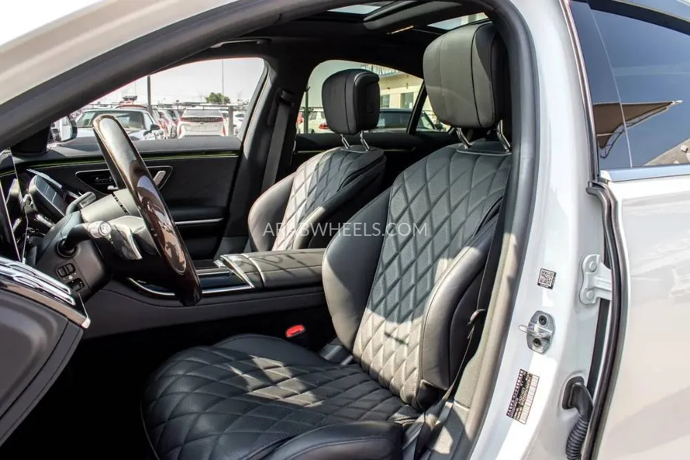 Mercedes Benz CLS Class 2022 for Sale in Dubai Image-7