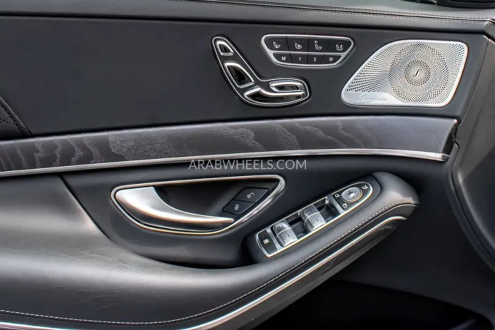 Mercedes Benz CLS Class 2018 for Sale in Dubai Image-18