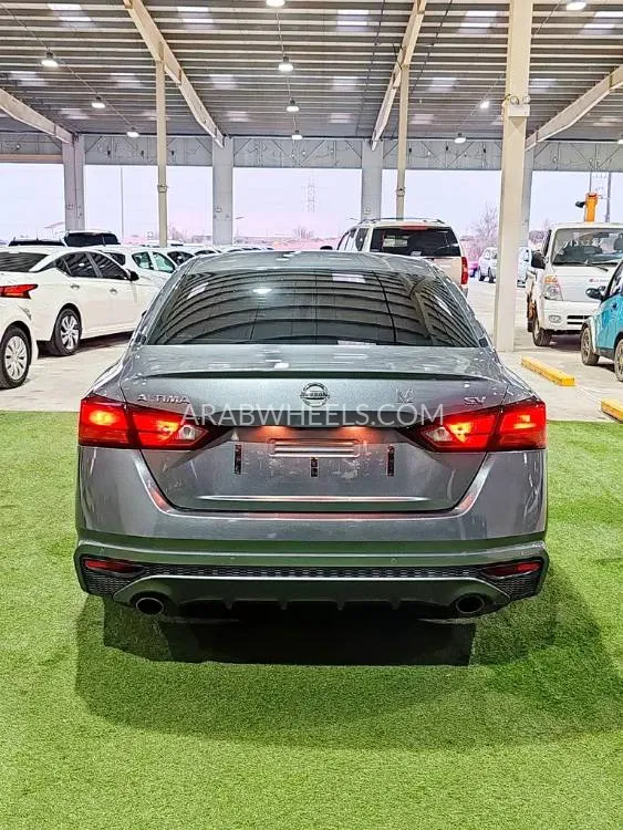 Nissan Altima 2021 for Sale in Umm Al Quwain Image-10