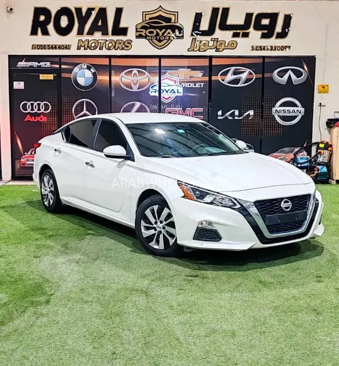 Nissan Altima 2020 for Sale in Umm Al Quwain Image-20