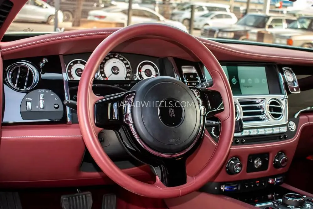 Rolls Royce Wraith 2015 for Sale in Dubai Image-15
