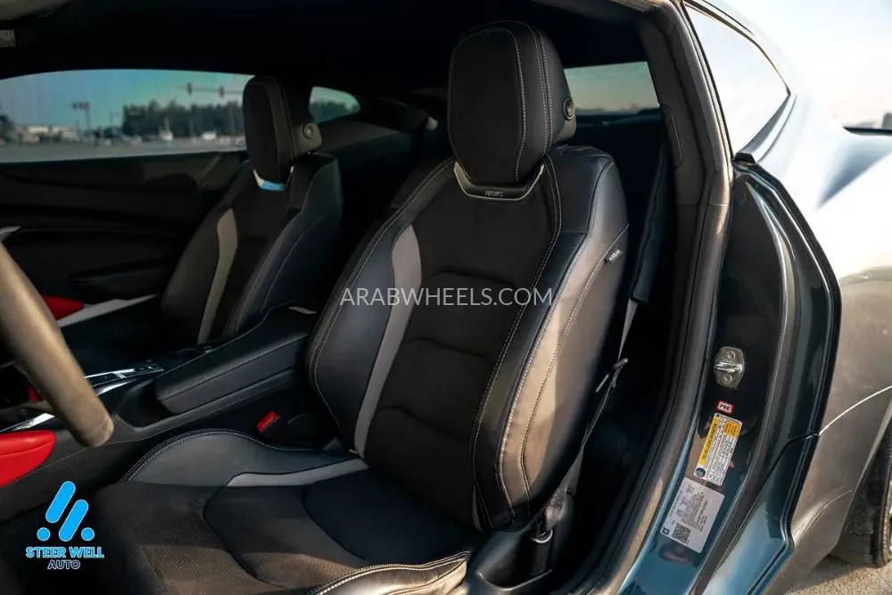 شيفروليه كامارو 2021 for Sale in الشارقة Image-13