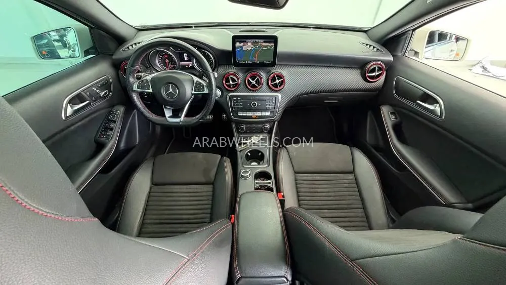 Mercedes Benz A Class 2018 for Sale in Abu Dhabi Image-4