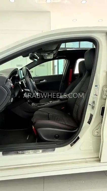 Mercedes Benz A Class 2018 for Sale in Abu Dhabi Image-14