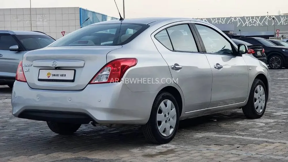Nissan Sunny 2023 for Sale in Dubai Image-2