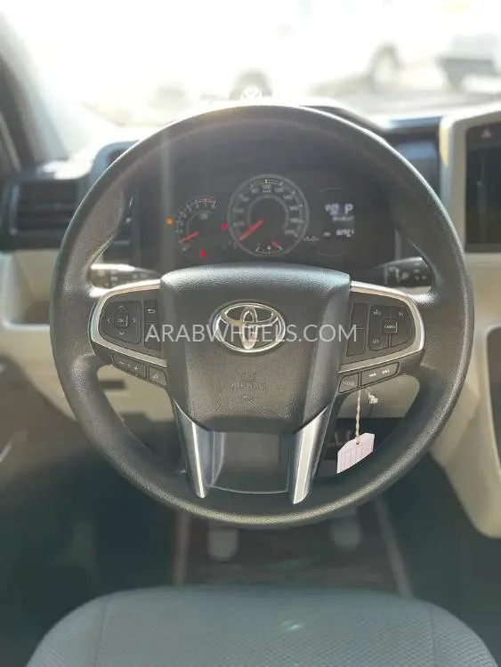 Toyota Hiace 2025 for Sale in Dubai Image-16