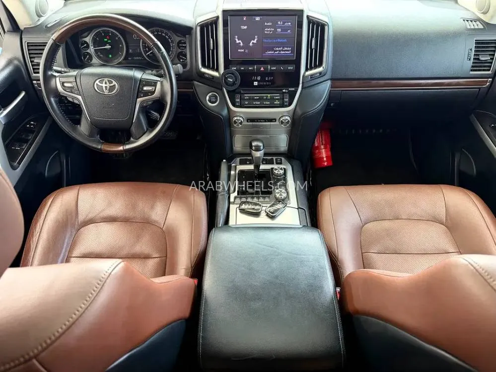 تويوتا لاند كروزر 2021 for Sale in أبو ظبي Image-17