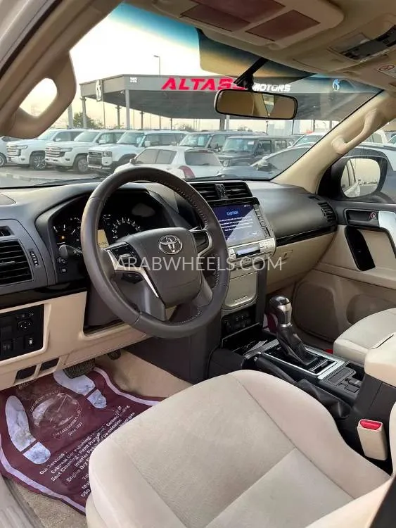 Toyota Land Cruiser Prado 2020 for Sale in Dubai Image-14