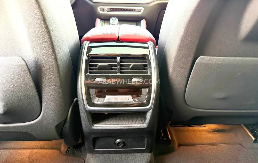 BMW X6 2023 for Sale in Dubai Image-10