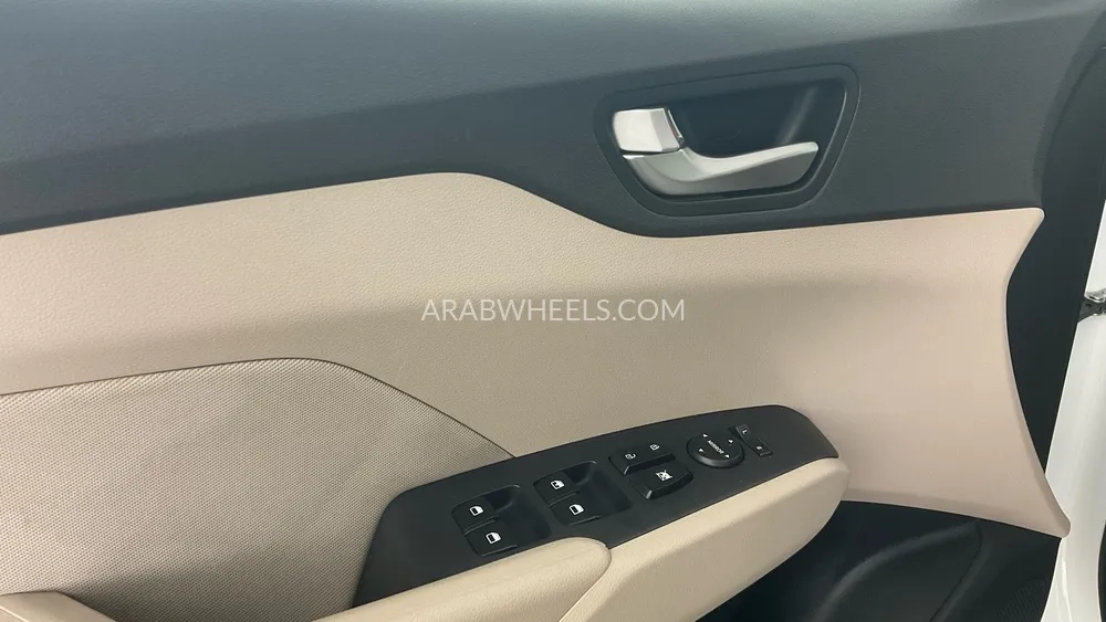 Hyundai Accent 2020 for Sale in Dubai Image-37