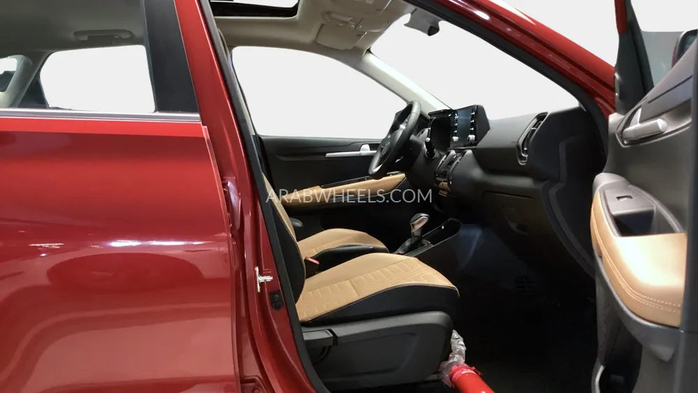 Kia Sonet 2025 for Sale in Sharjah Image-27