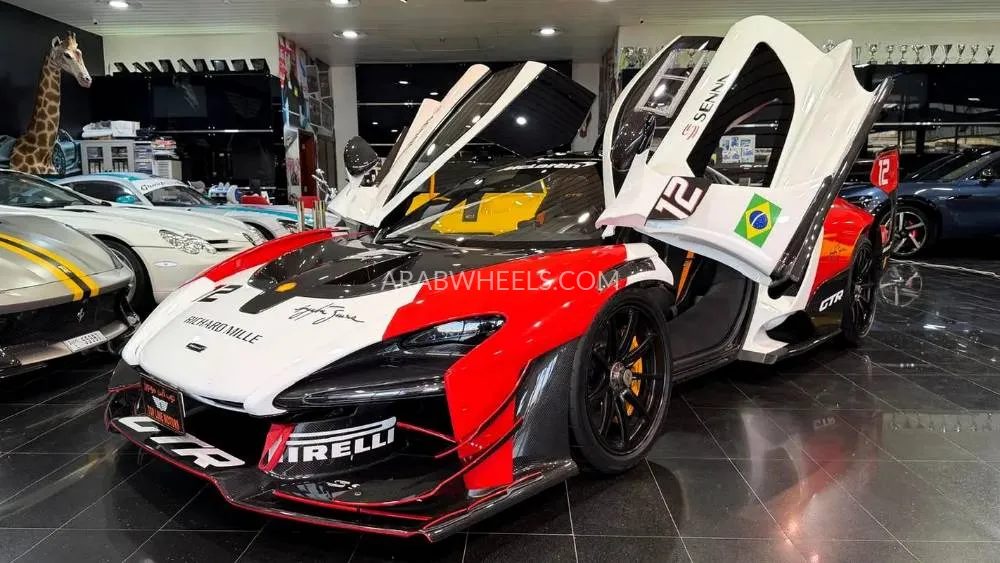 McLaren Senna 2019 for Sale in Dubai Image-4