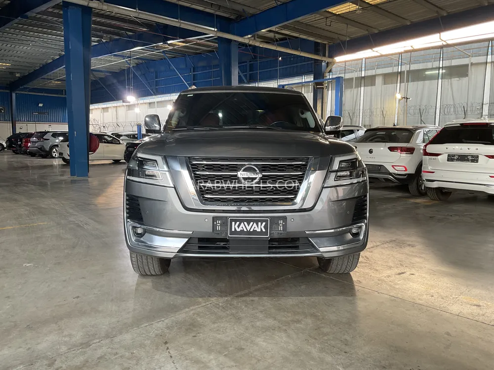 Nissan Patrol 2020 for Sale in Dubai Image-2