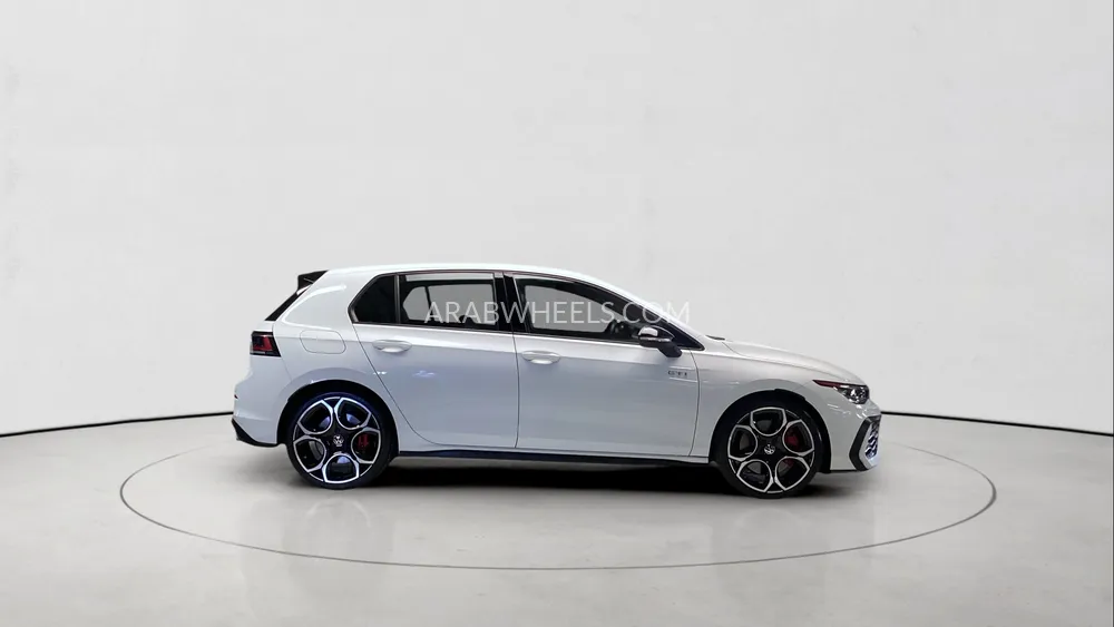 Volkswagen Golf 2025 for Sale in Sharjah Image-7