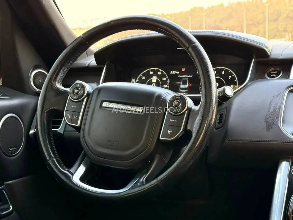 Land Rover Range Rover Sport 2017 for Sale in Sharjah Image-5