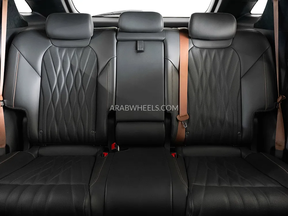 جينيسيس GV70 2024 for Sale in دبي Image-13