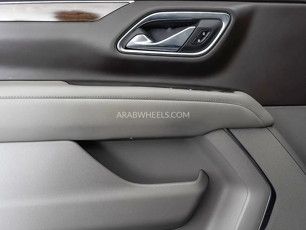 جي إم سي يوكون 2023 for Sale in دبي Image-10