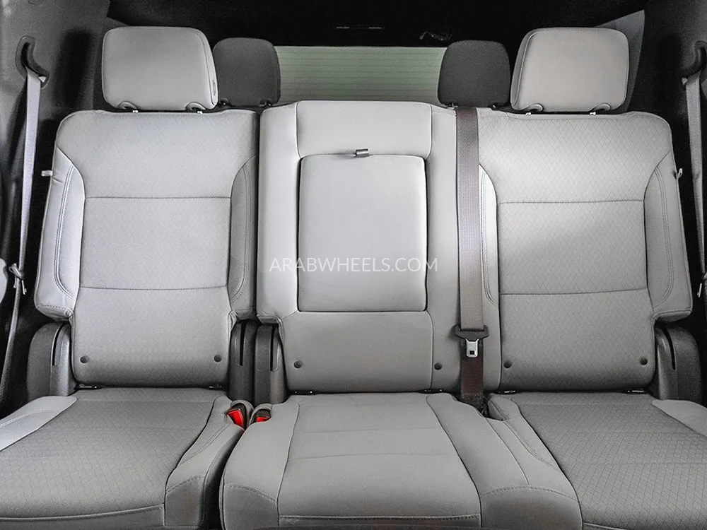 جي إم سي يوكون 2023 for Sale in دبي Image-12