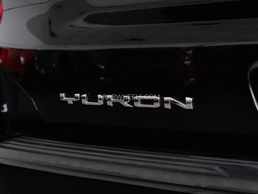 جي إم سي يوكون 2023 for Sale in دبي Image-16