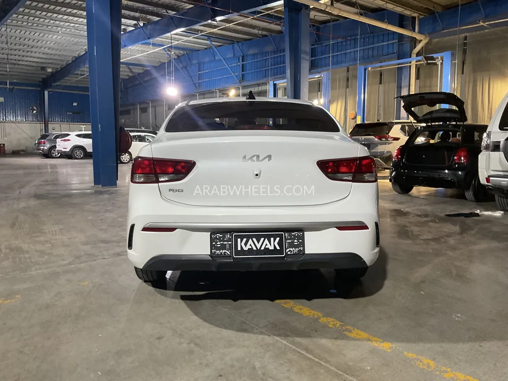 Kia Rio 2022 for Sale in Sharjah Image-5