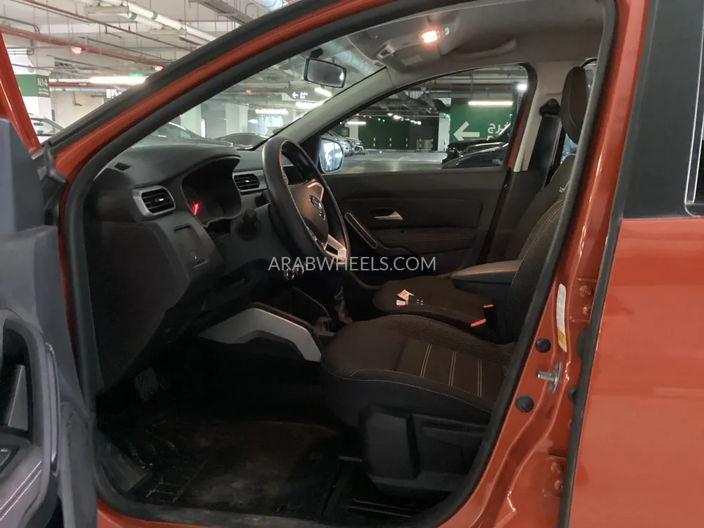 Renault Duster 2025 for Sale in Sharjah Image-8