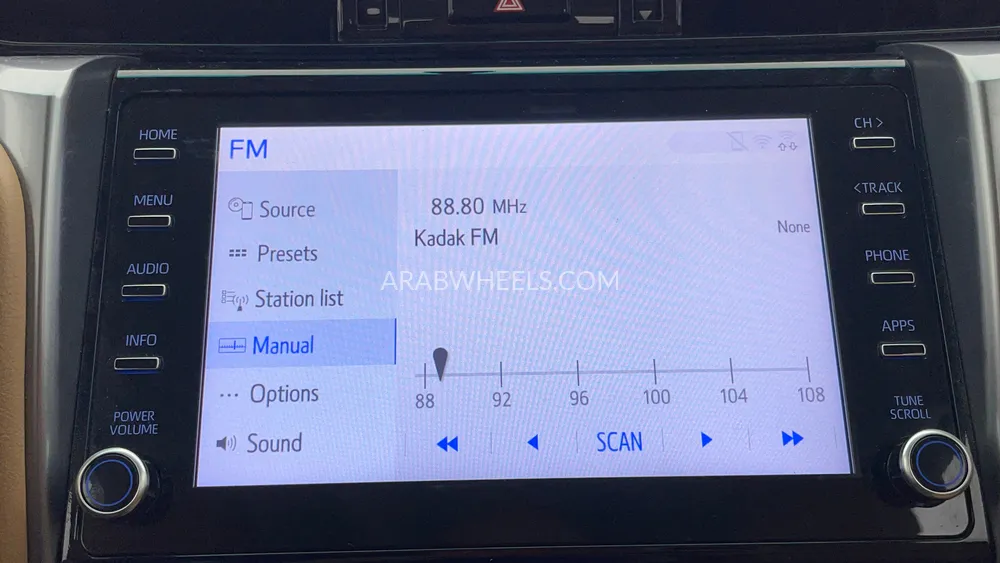 Toyota Fortuner 2023 for Sale in Dubai Image-15