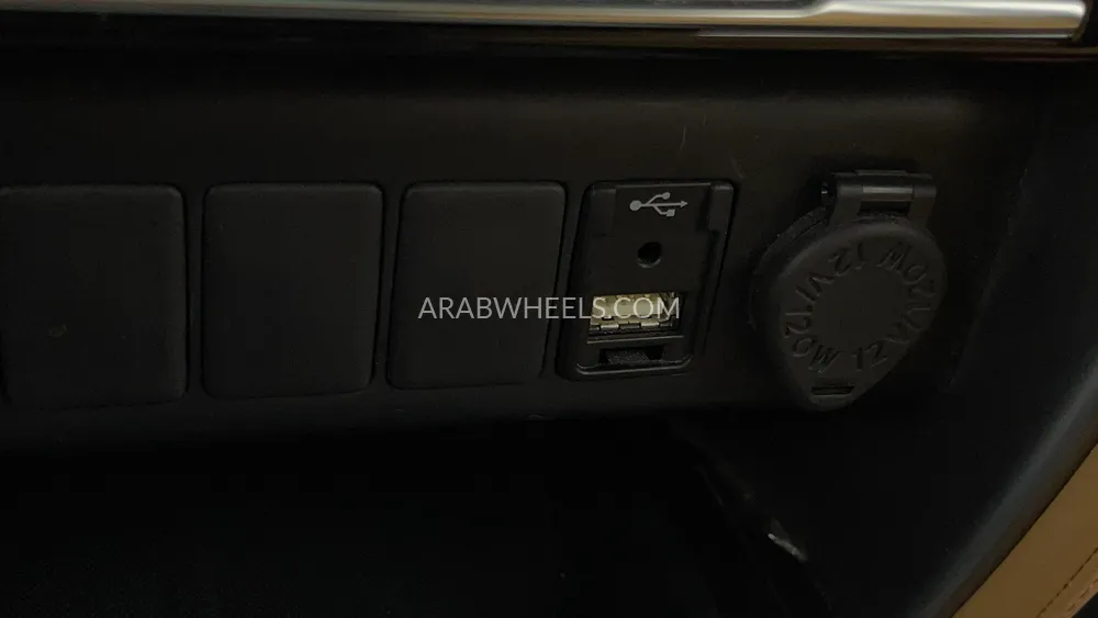 Toyota Fortuner 2023 for Sale in Dubai Image-50