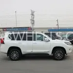 Toyota Land Cruiser Prado 2019 for Sale in Dubai Image-5