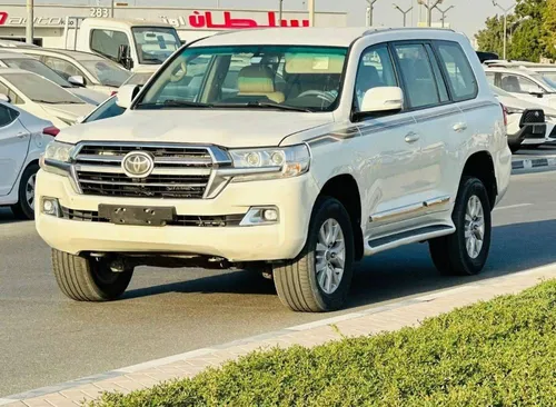 Toyota Land Cruiser 5.7L VXR 2018