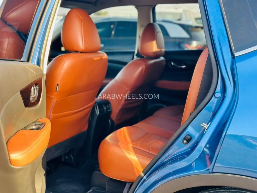 Nissan X-Trail 2020 for Sale in Dubai Image-8