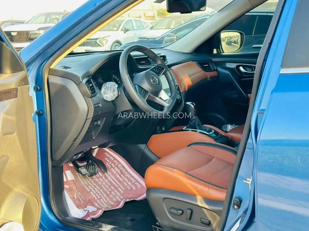 Nissan X-Trail 2020 for Sale in Dubai Image-13