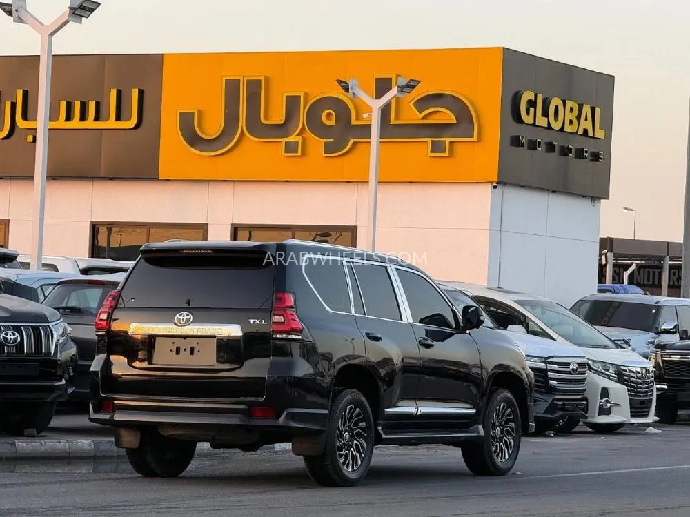 Toyota Land Cruiser Prado 2013 for Sale in Dubai Image-2