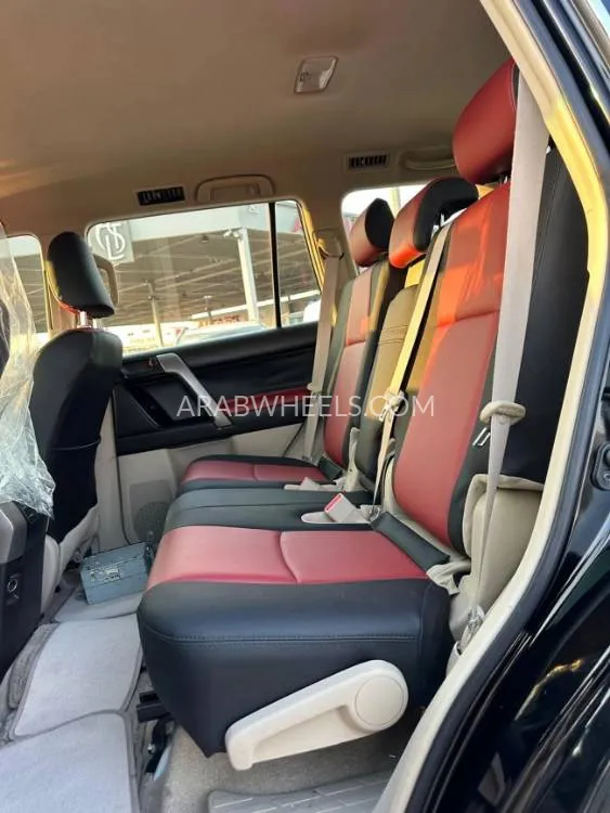 Toyota Land Cruiser Prado 2013 for Sale in Dubai Image-6