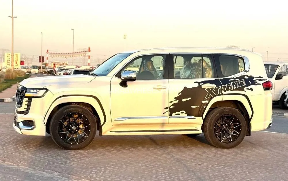 تويوتا لاند كروزر 2022 for Sale in دبي Image-11