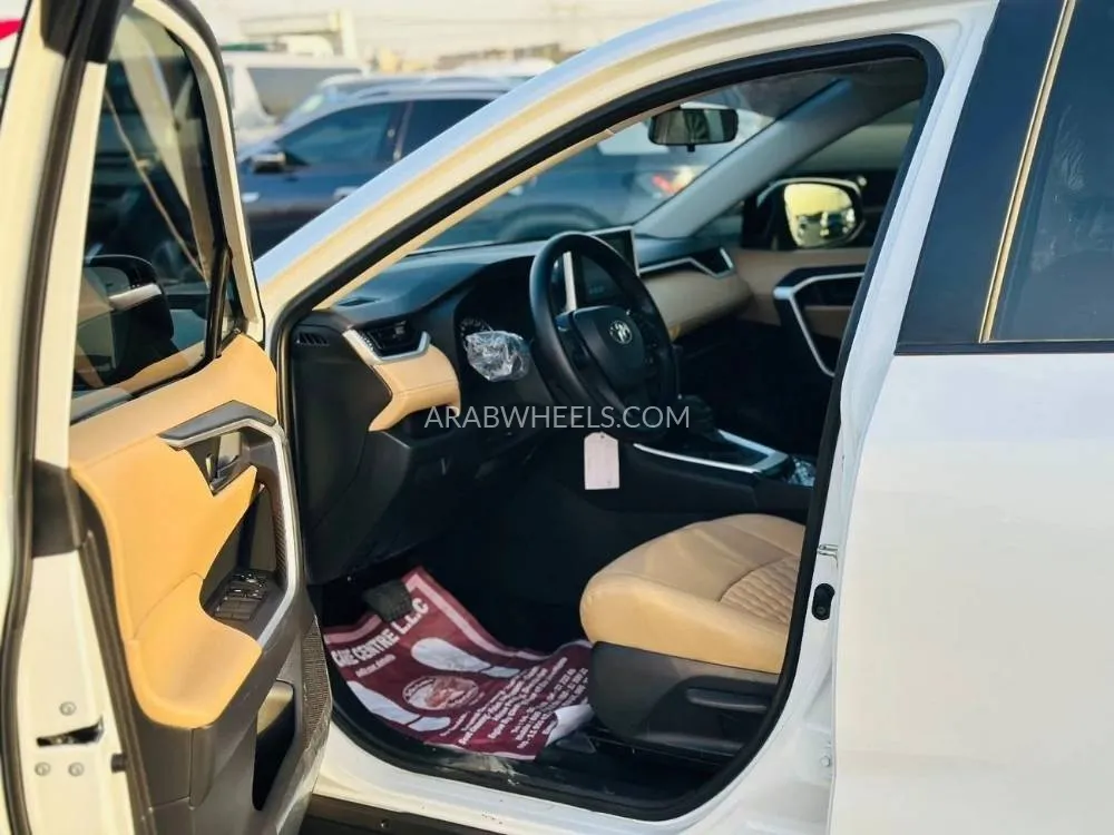 Toyota Rav4 2025 for Sale in Dubai Image-15