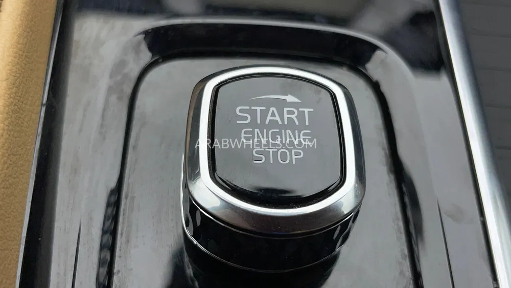 Volvo XC90 2023 for Sale in Dubai Image-23