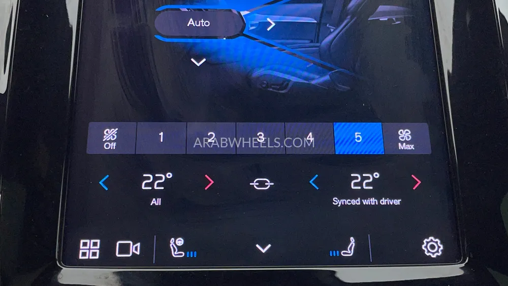 Volvo XC90 2023 for Sale in Dubai Image-57