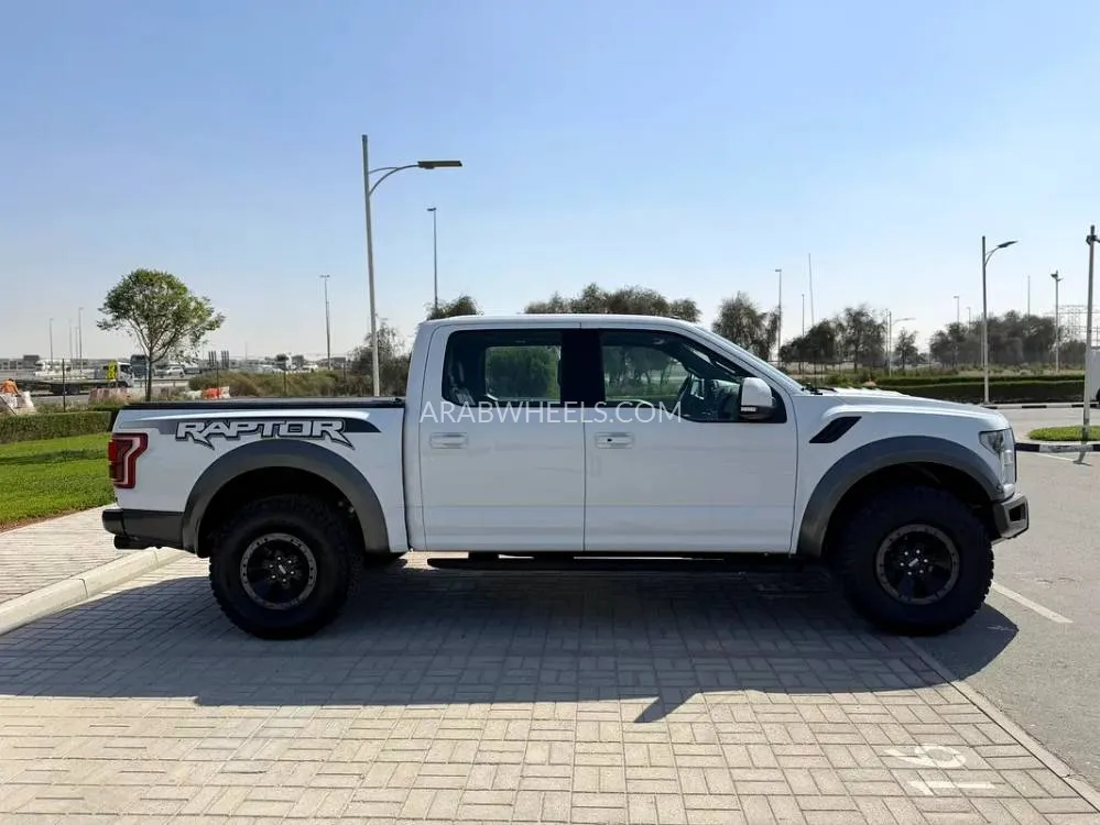 Ford F 150 2018 for Sale in Dubai Image-6