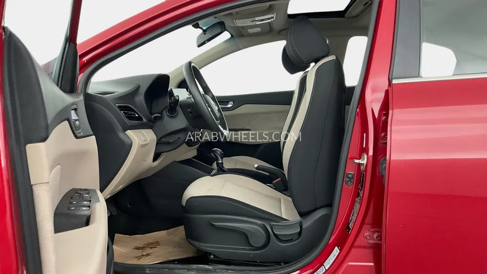 Hyundai Accent 2022 for Sale in Sharjah Image-24