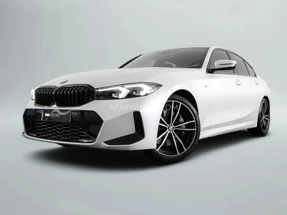 بي إم دبليو الفئة الثالثة 2023 for Sale in دبي Image-5