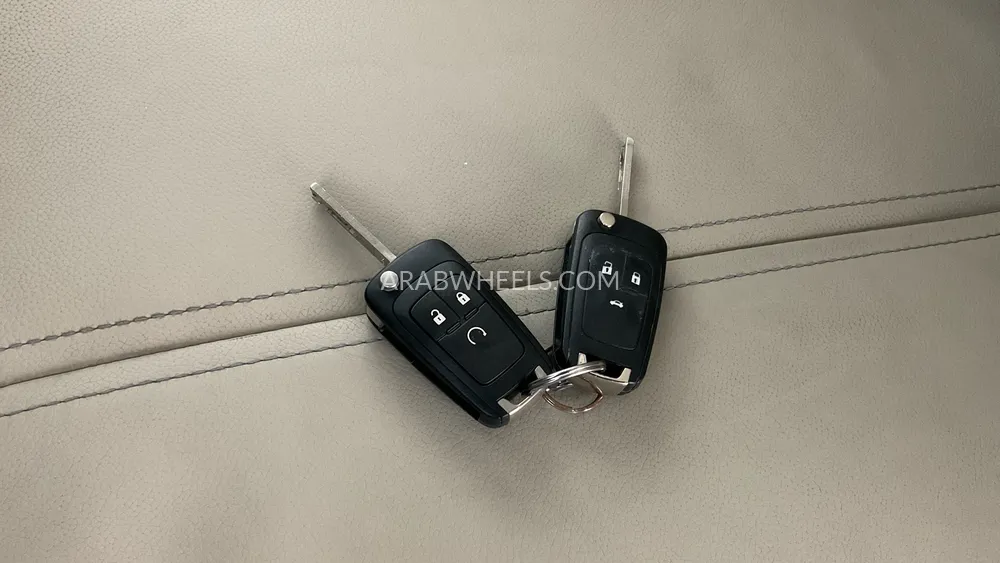 Chevrolet Trailblazer 2018 for Sale in Dubai Image-17