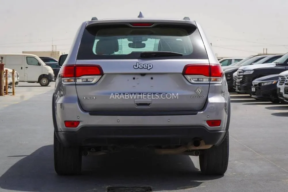 Jeep Cherokee 2022 for Sale in Dubai Image-3
